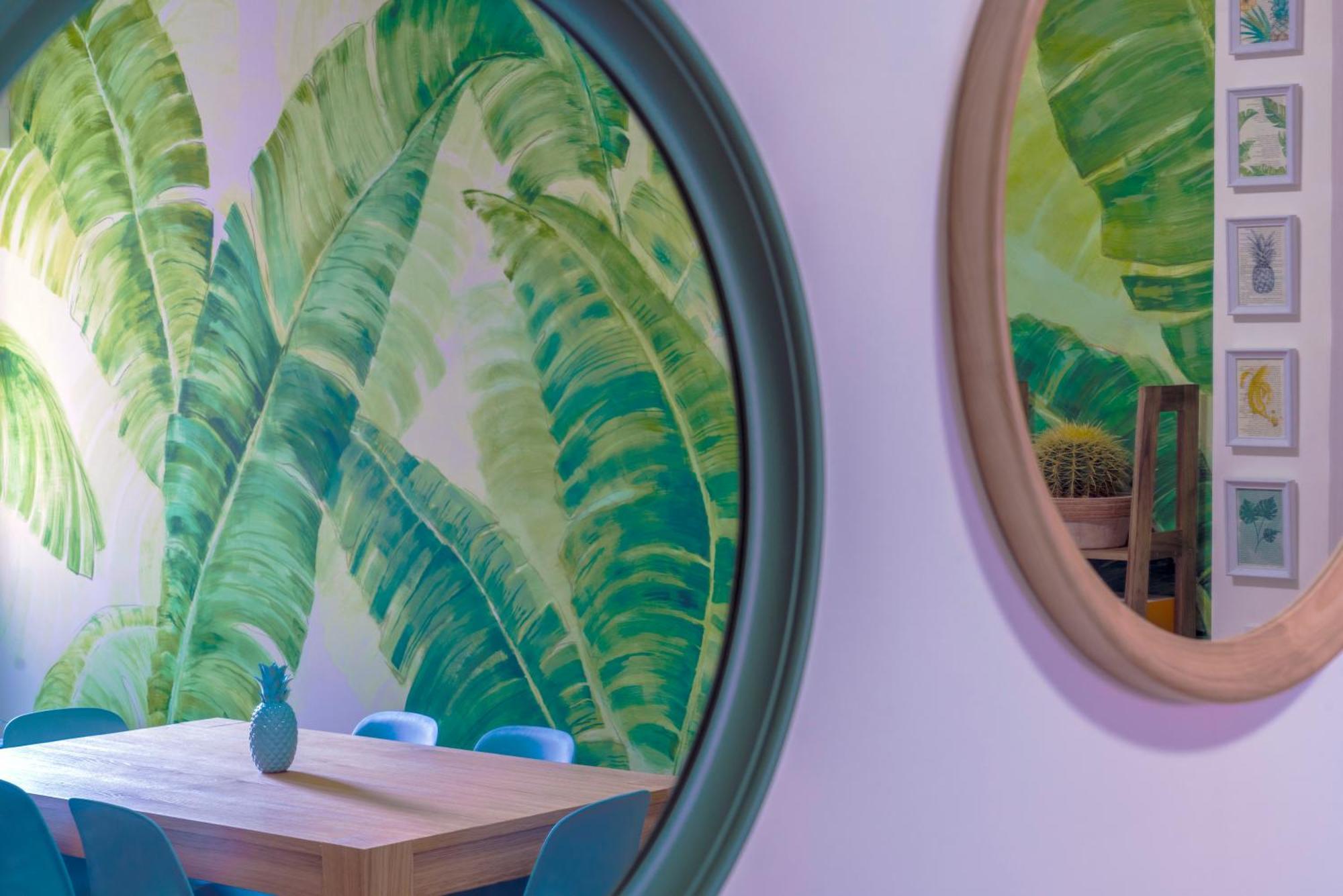 Tropical House Vatican Area * Rom